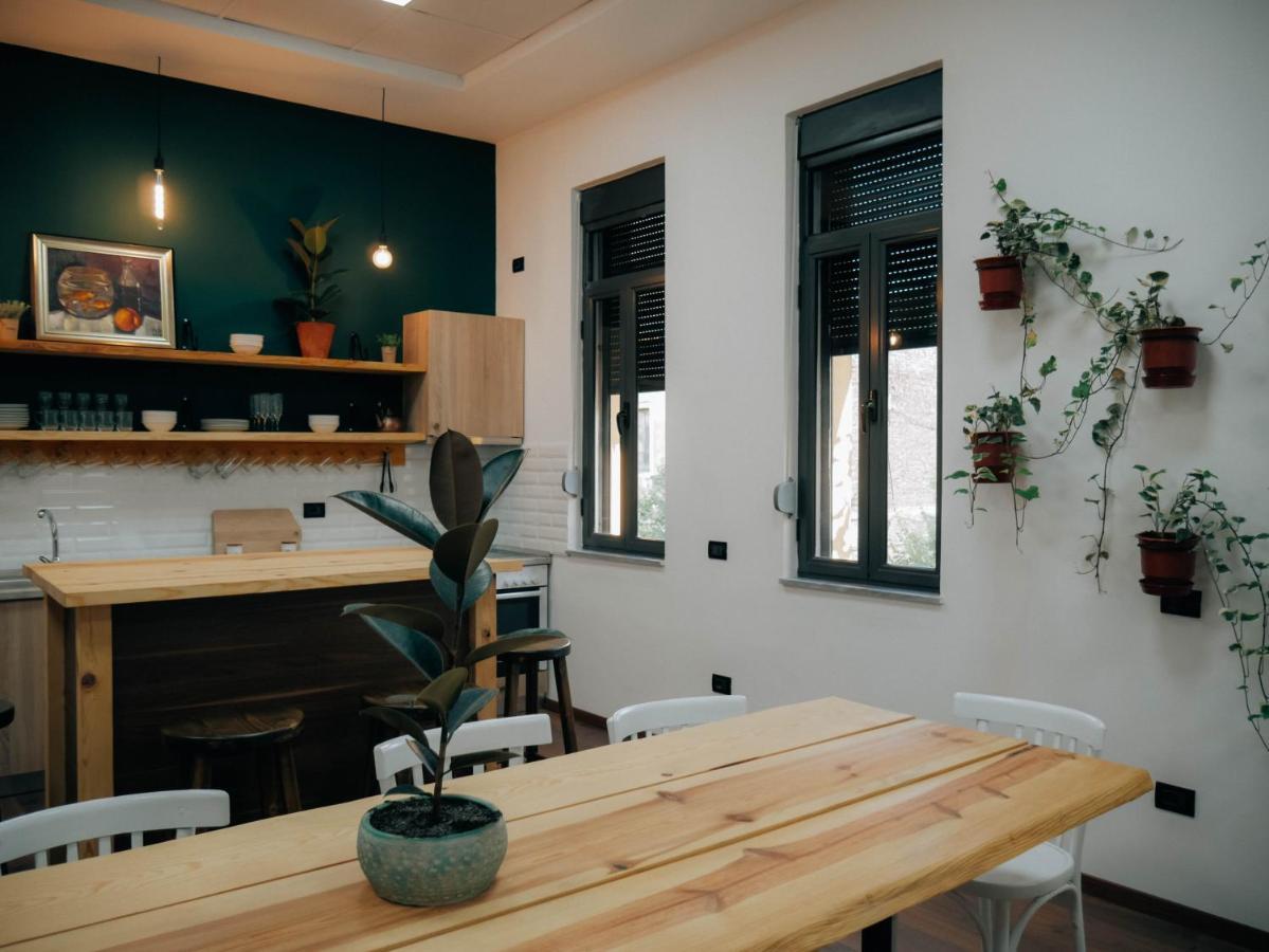 The Maze Hostel 티라나 외부 사진