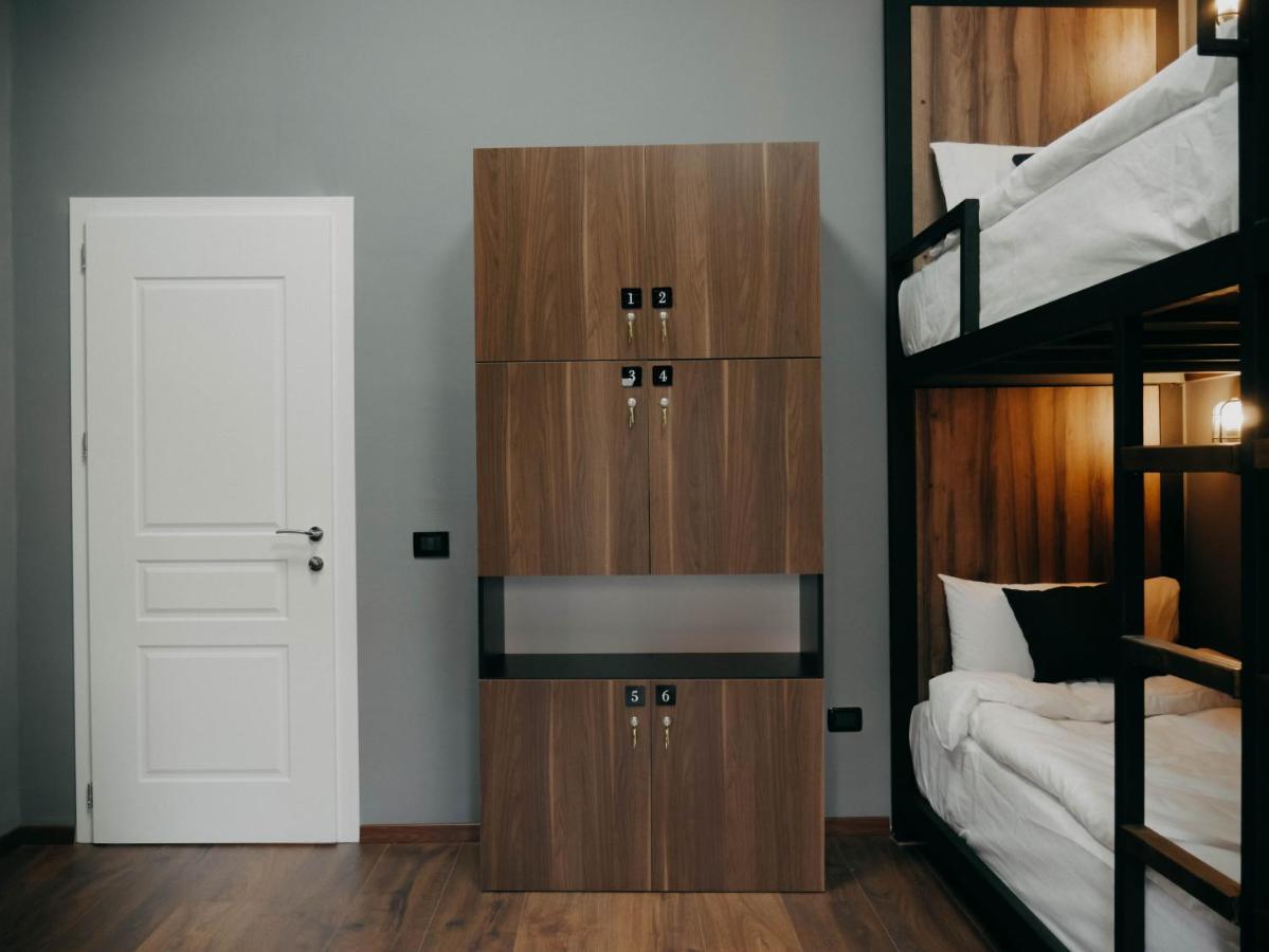 The Maze Hostel 티라나 외부 사진