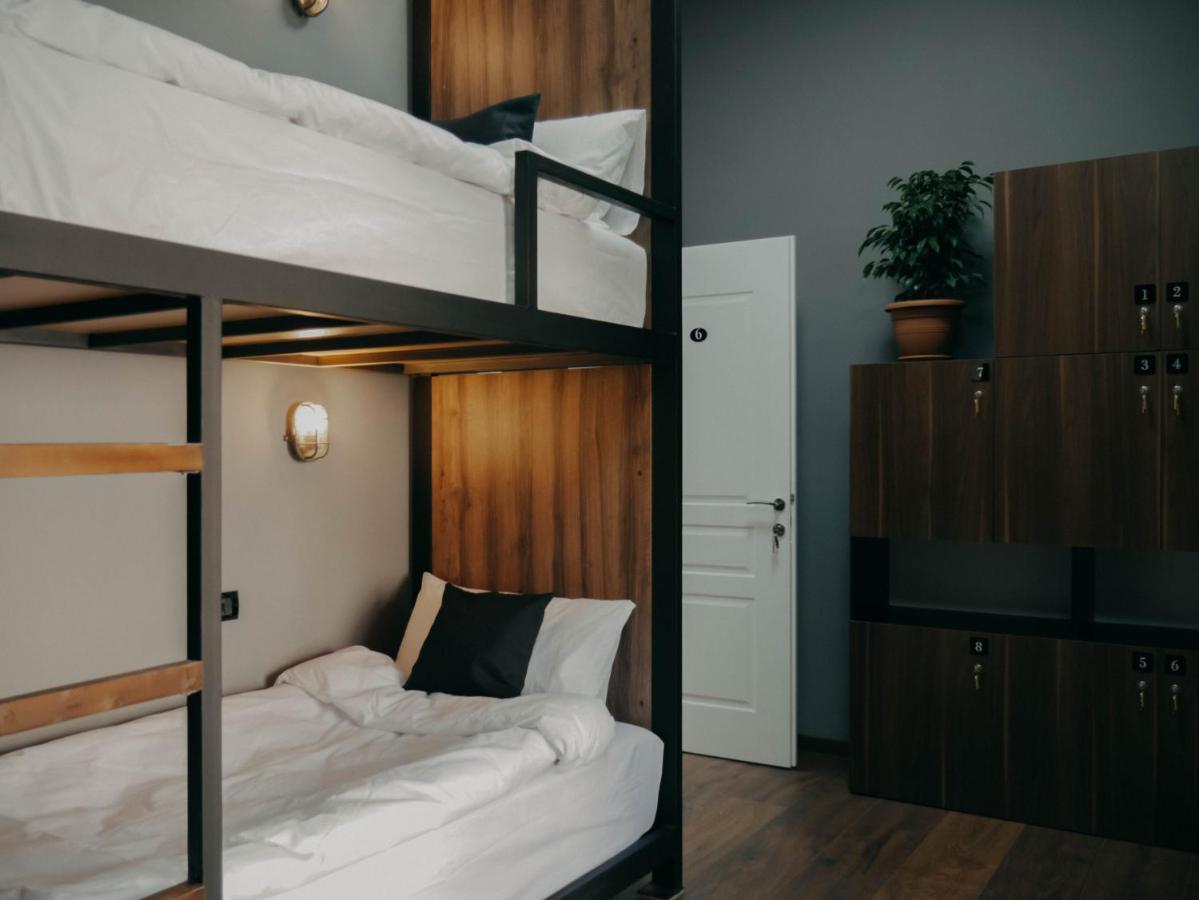 The Maze Hostel 티라나 외부 사진