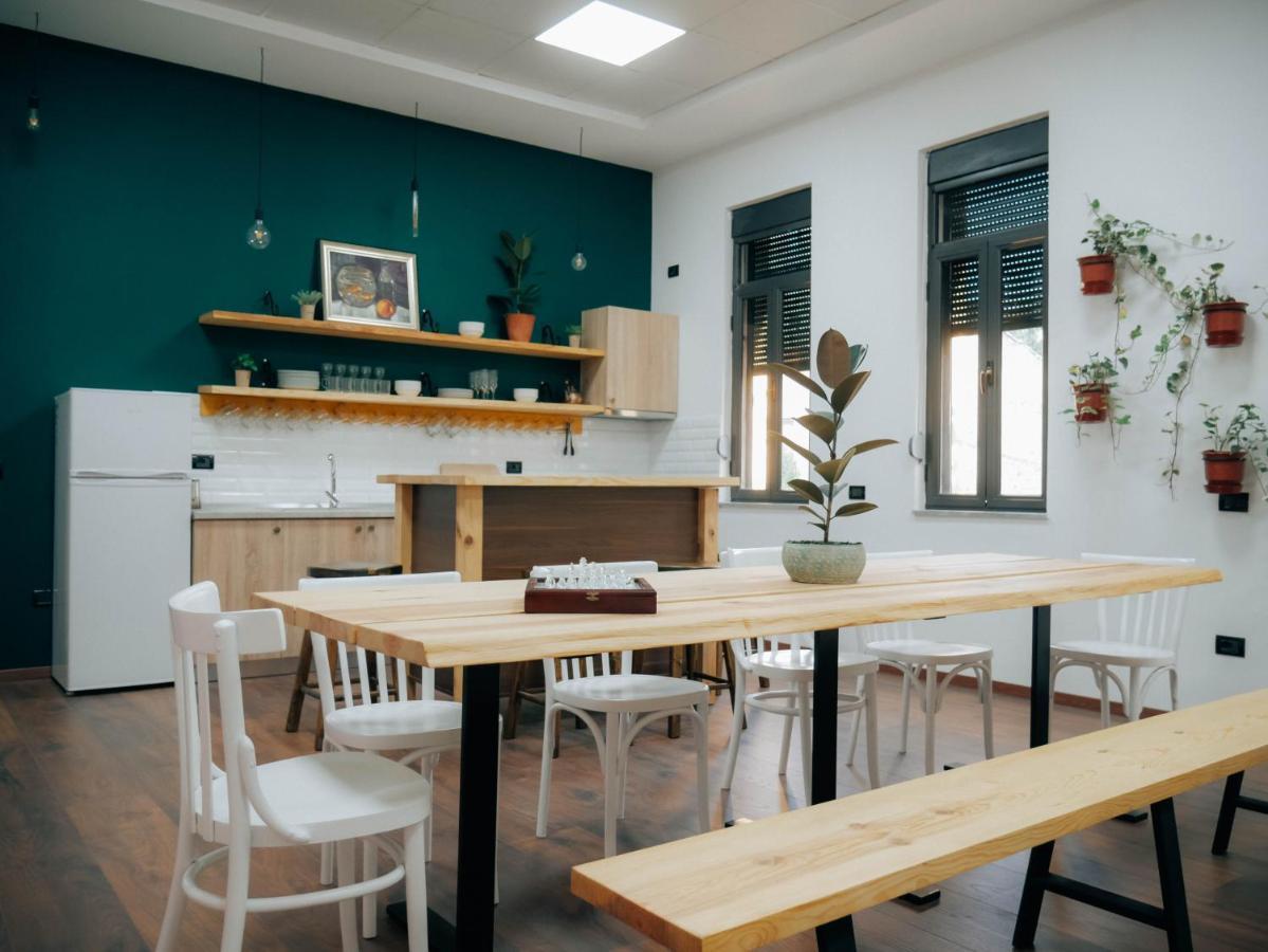 The Maze Hostel 티라나 외부 사진