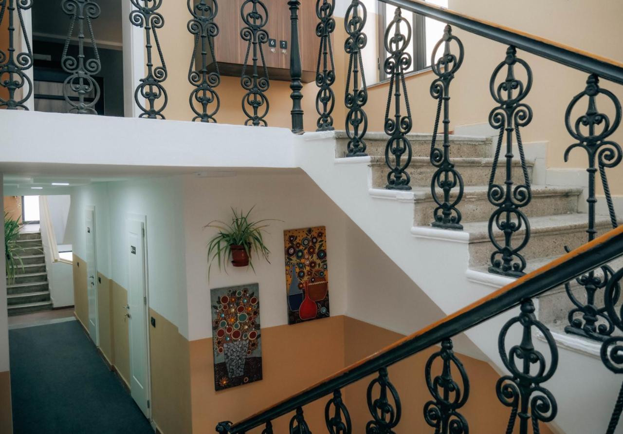 The Maze Hostel 티라나 외부 사진