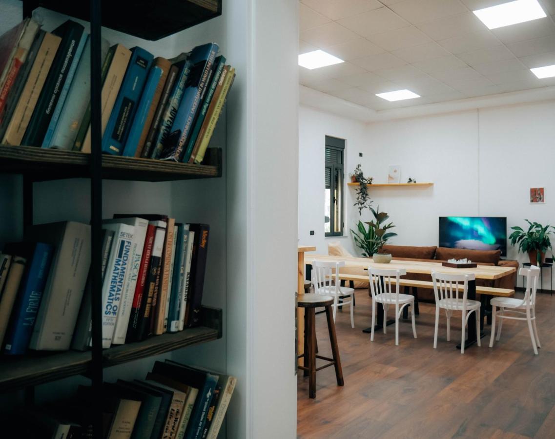 The Maze Hostel 티라나 외부 사진
