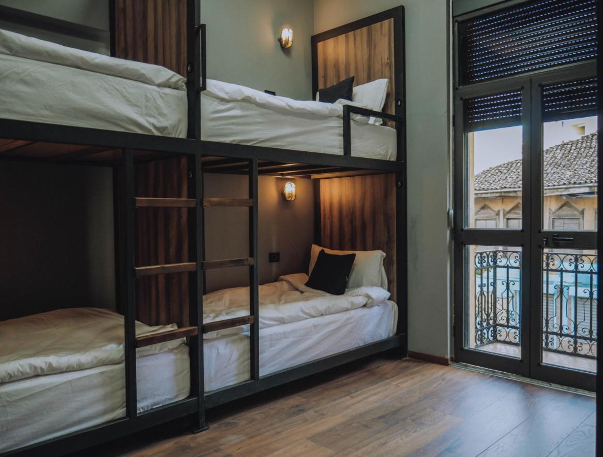 The Maze Hostel 티라나 외부 사진