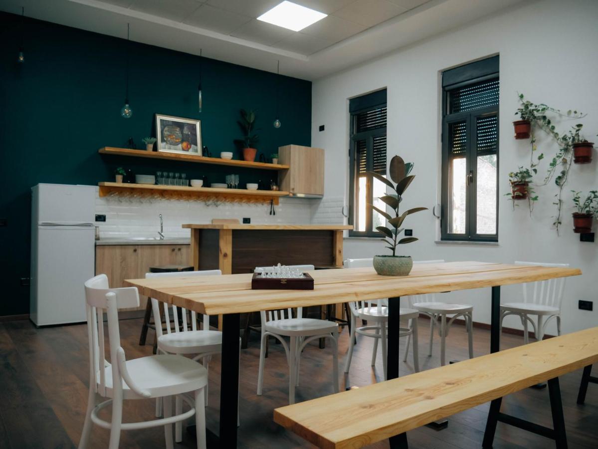 The Maze Hostel 티라나 외부 사진