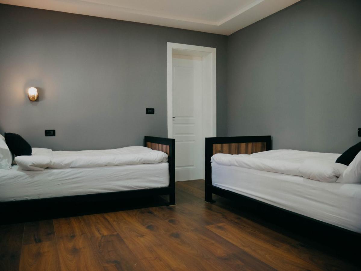 The Maze Hostel 티라나 외부 사진