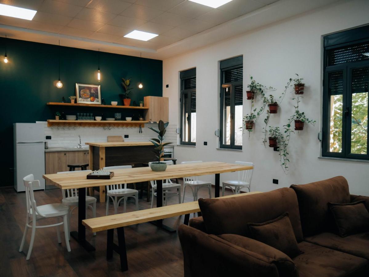 The Maze Hostel 티라나 외부 사진