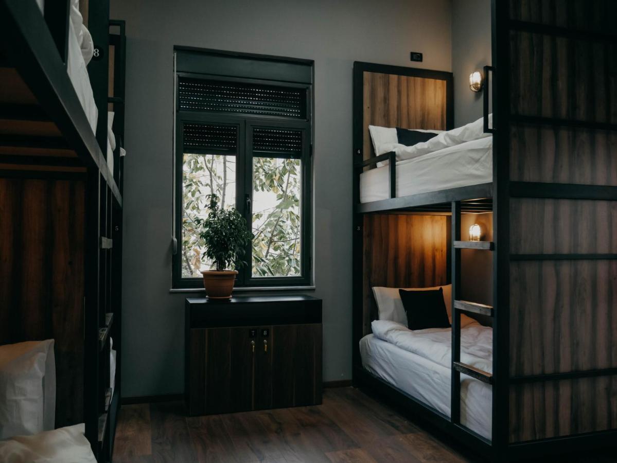 The Maze Hostel 티라나 외부 사진